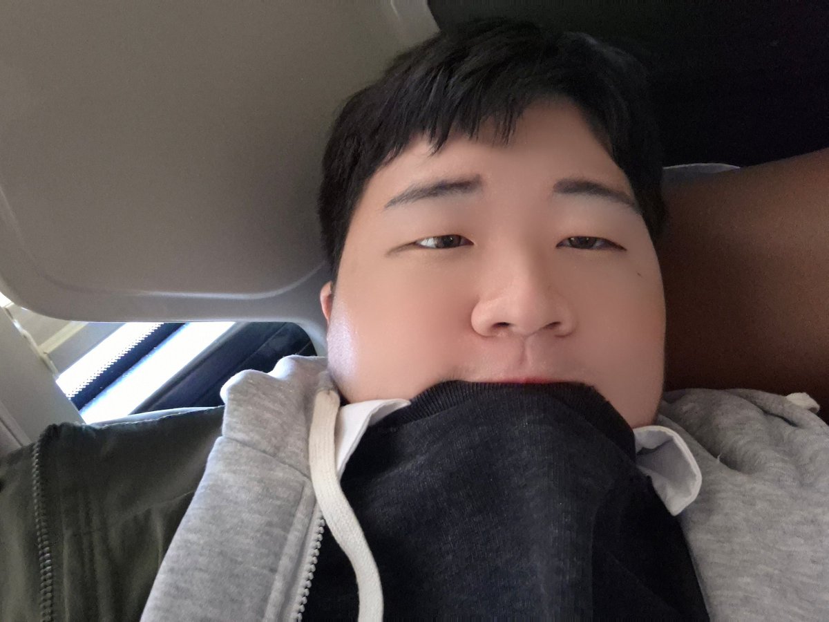 맢우(계정이날아간...) tweet media