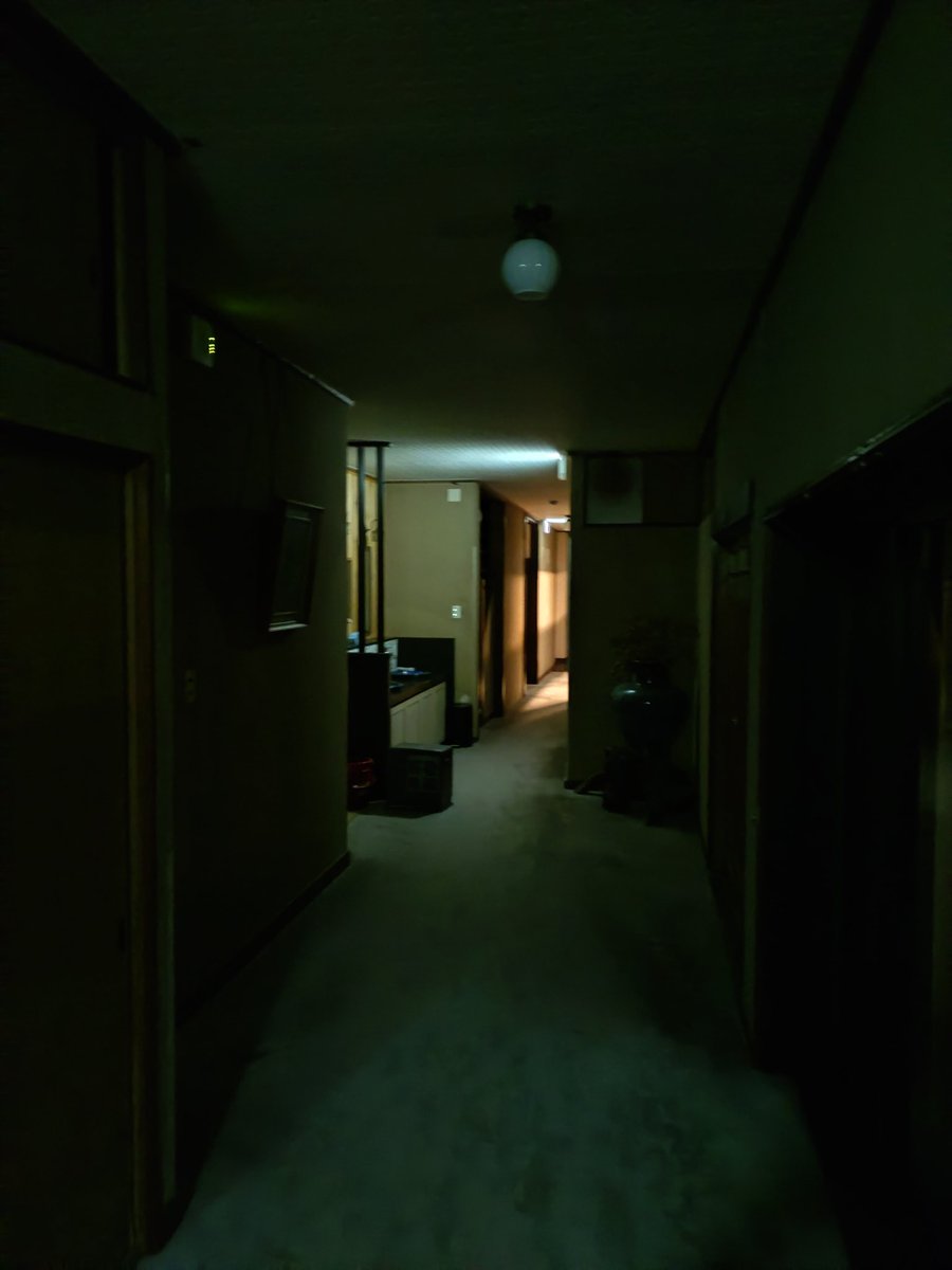 ため口 tweet media