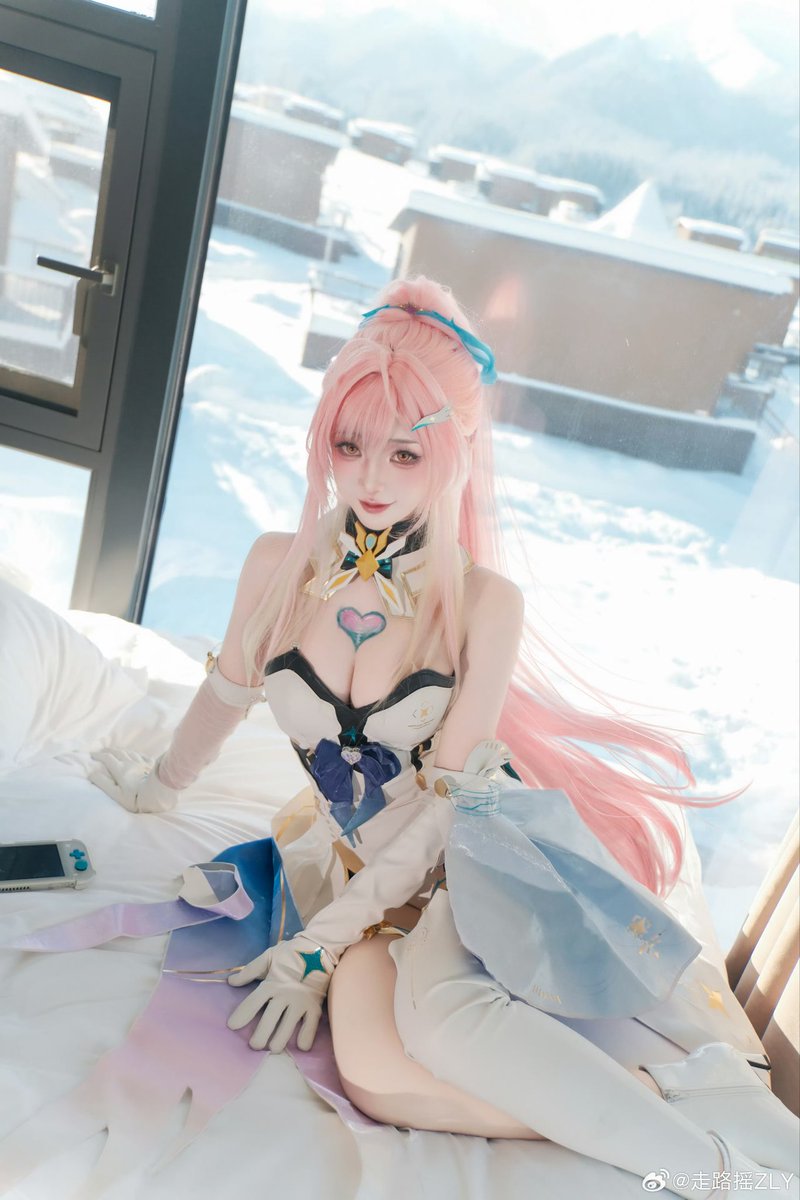 走路摇ZLY tweet media