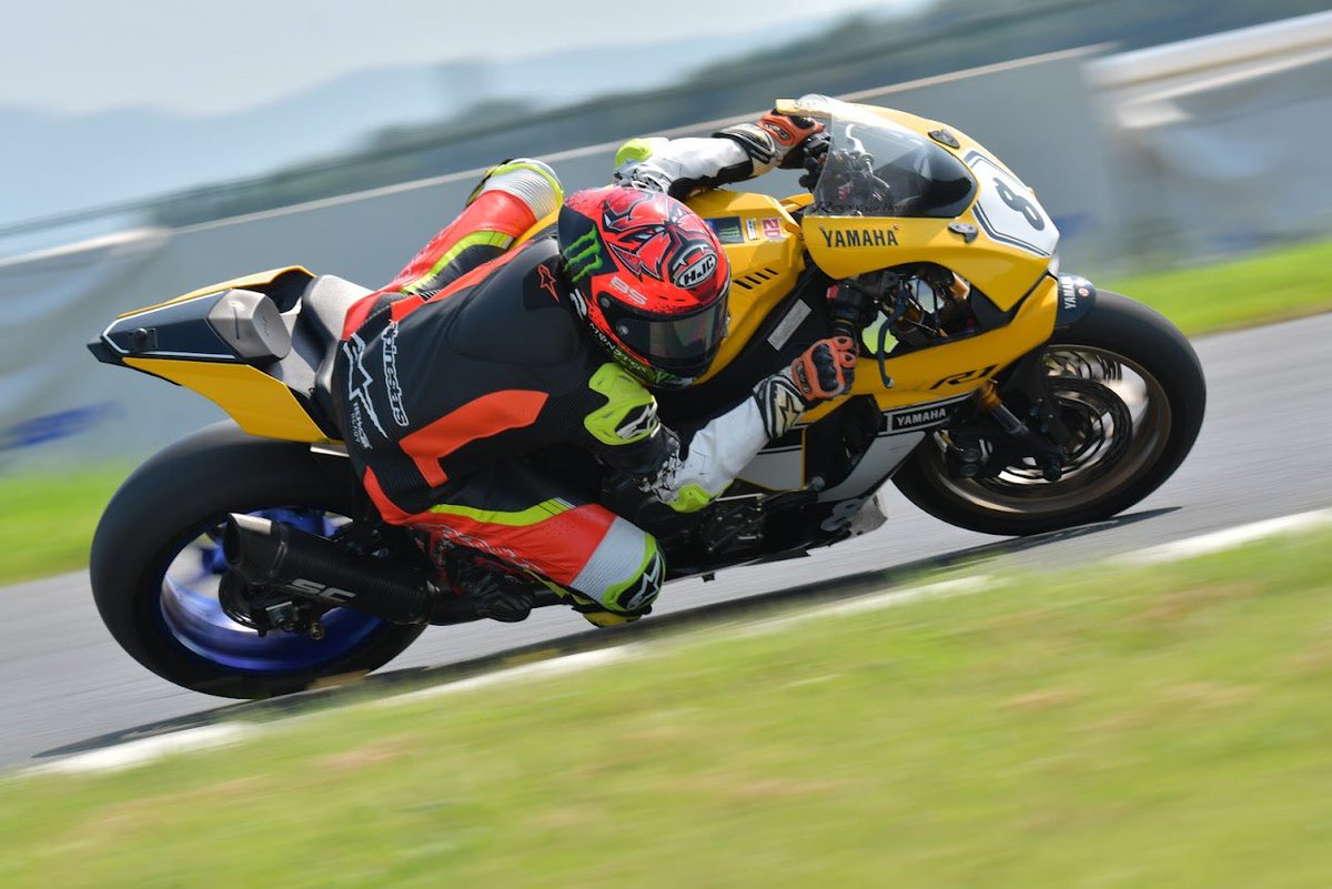 サーキットボンバー tweet media