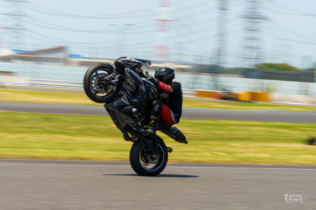 サーキットボンバー tweet media