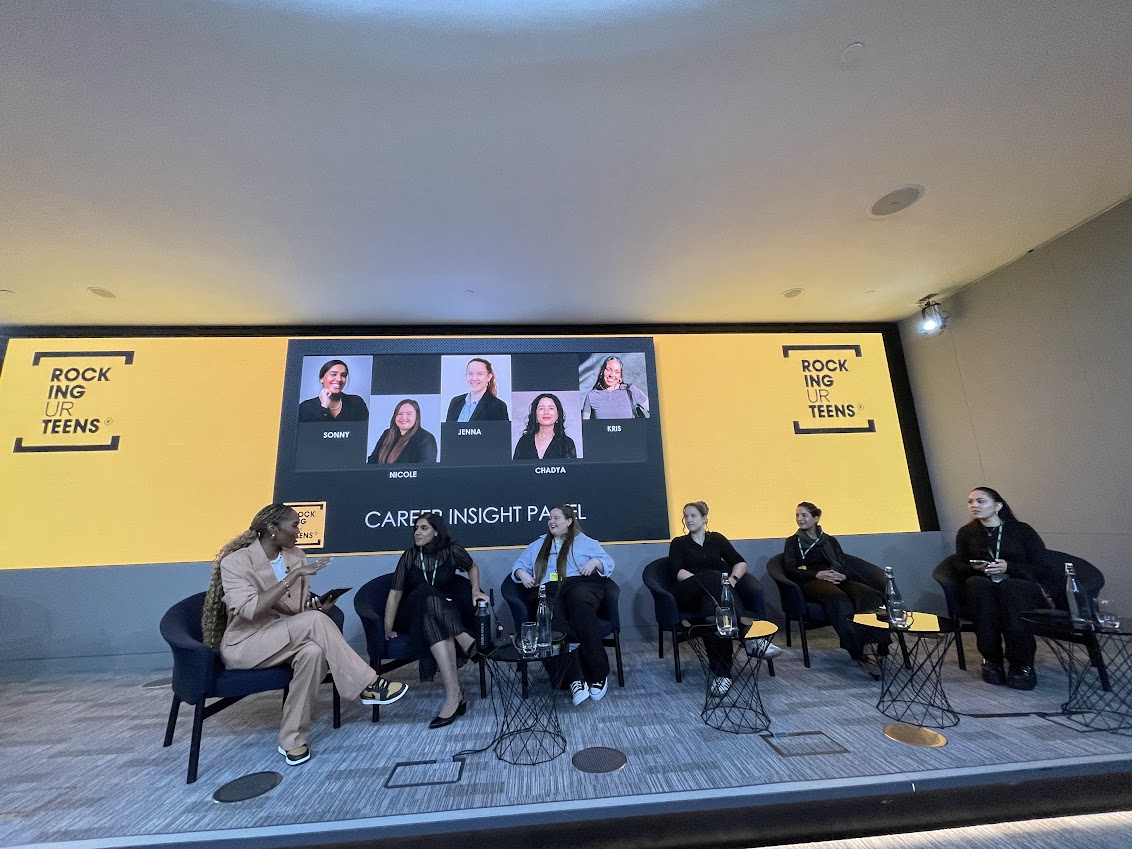 RockingUrTeens tweet media