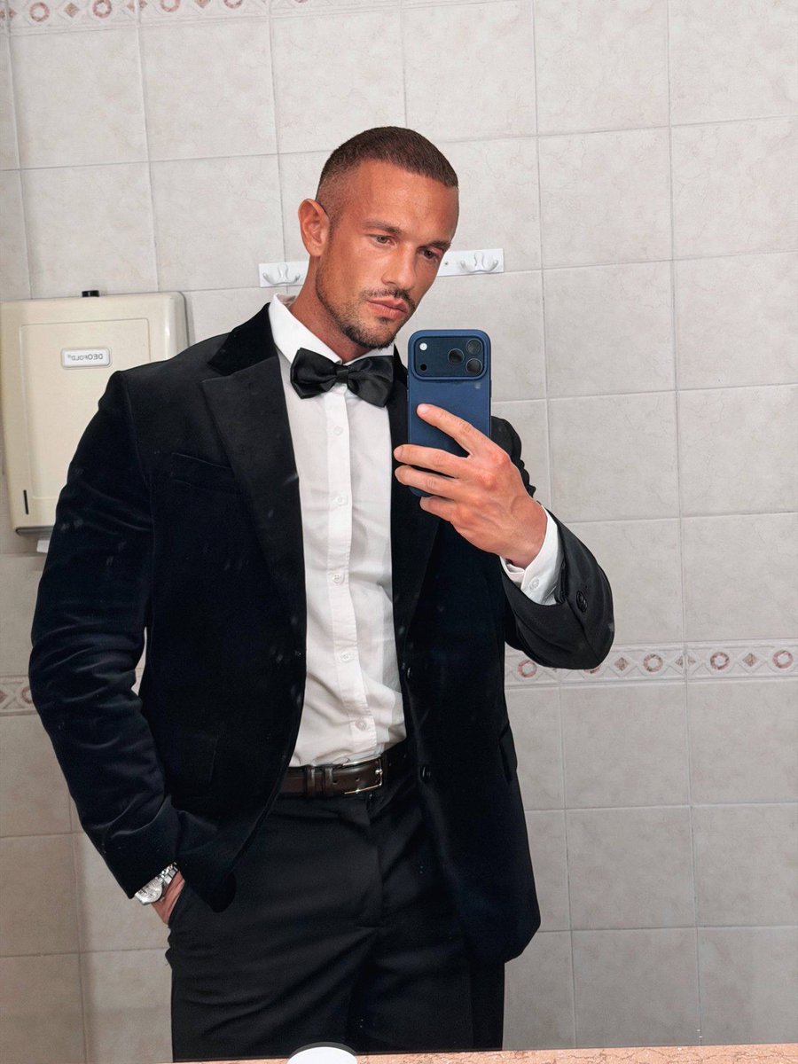 Throatedtvx tweet media