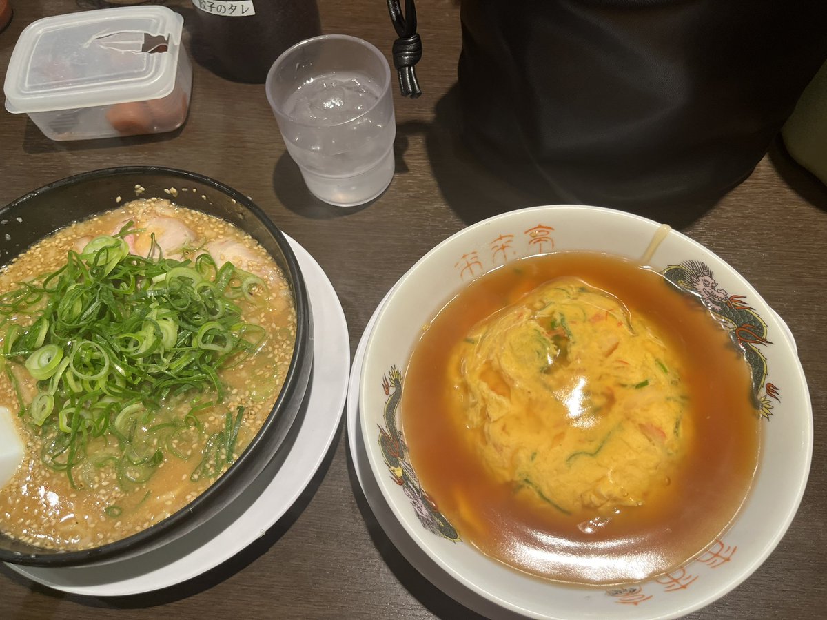 TravisBarker tweet media