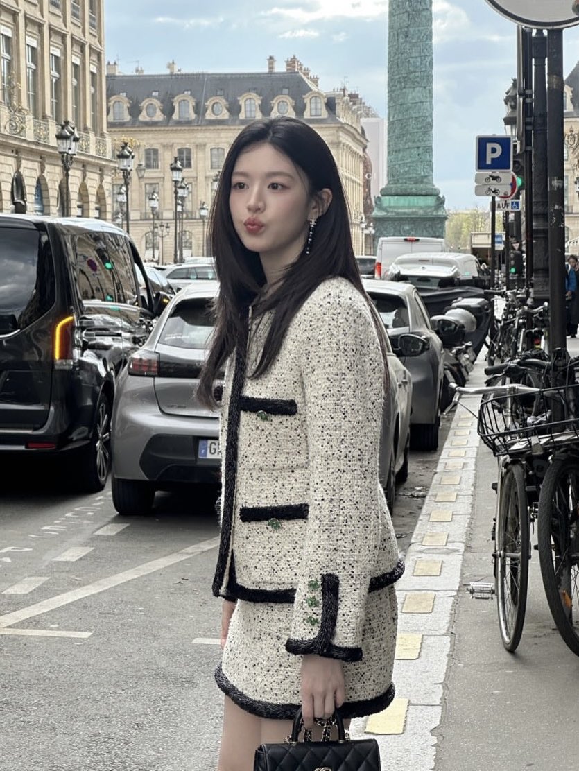 go younjung tweet media