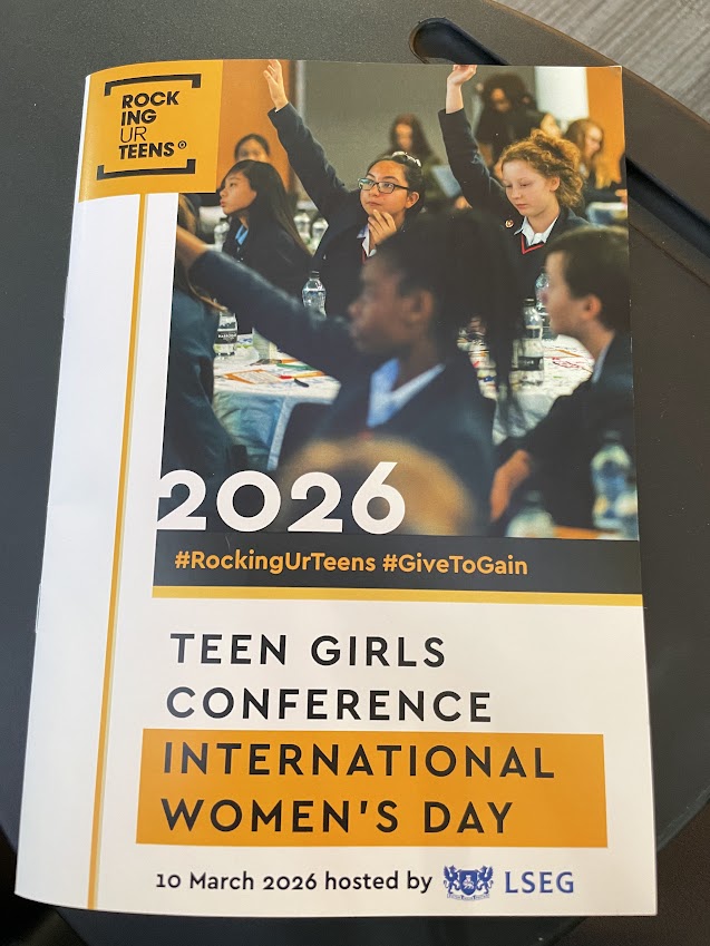 RockingUrTeens tweet media