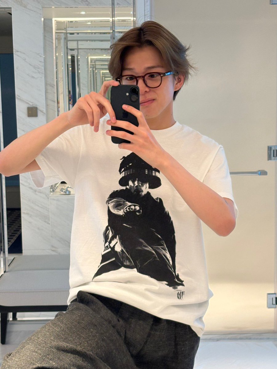 cupofsahi's tweet photo. so boyfriendable ♡ https://t.co/gB6wSNEVVS