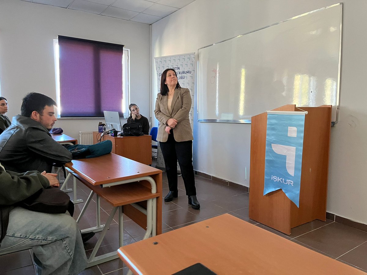 Ulus Meslek Yüksekokulunda Ulusal Staj Programı Bilgilendirme Toplantısı Düzenlendi. #BARÜ #İŞKUR #ulusalstajprogramı
ulusmyo.bartin.edu.tr/haberler/ulus-…