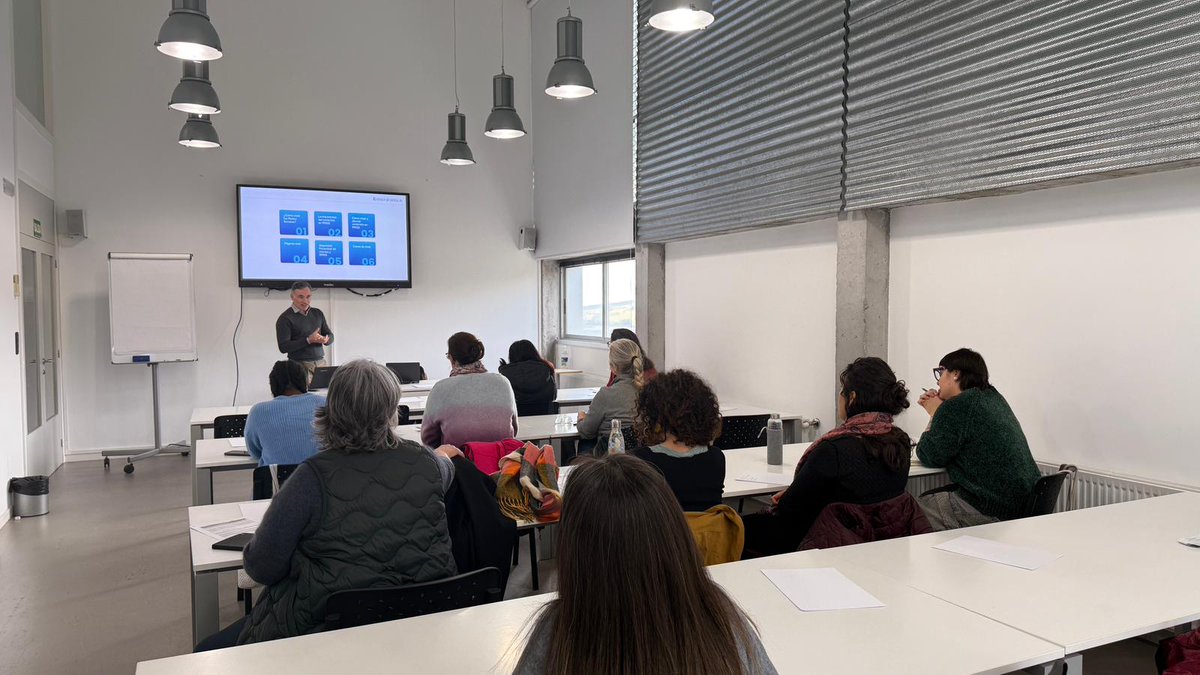 CamaraCompostela tweet media