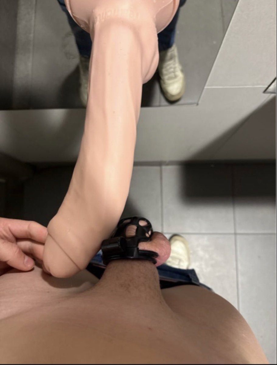 SamSubmitted tweet media