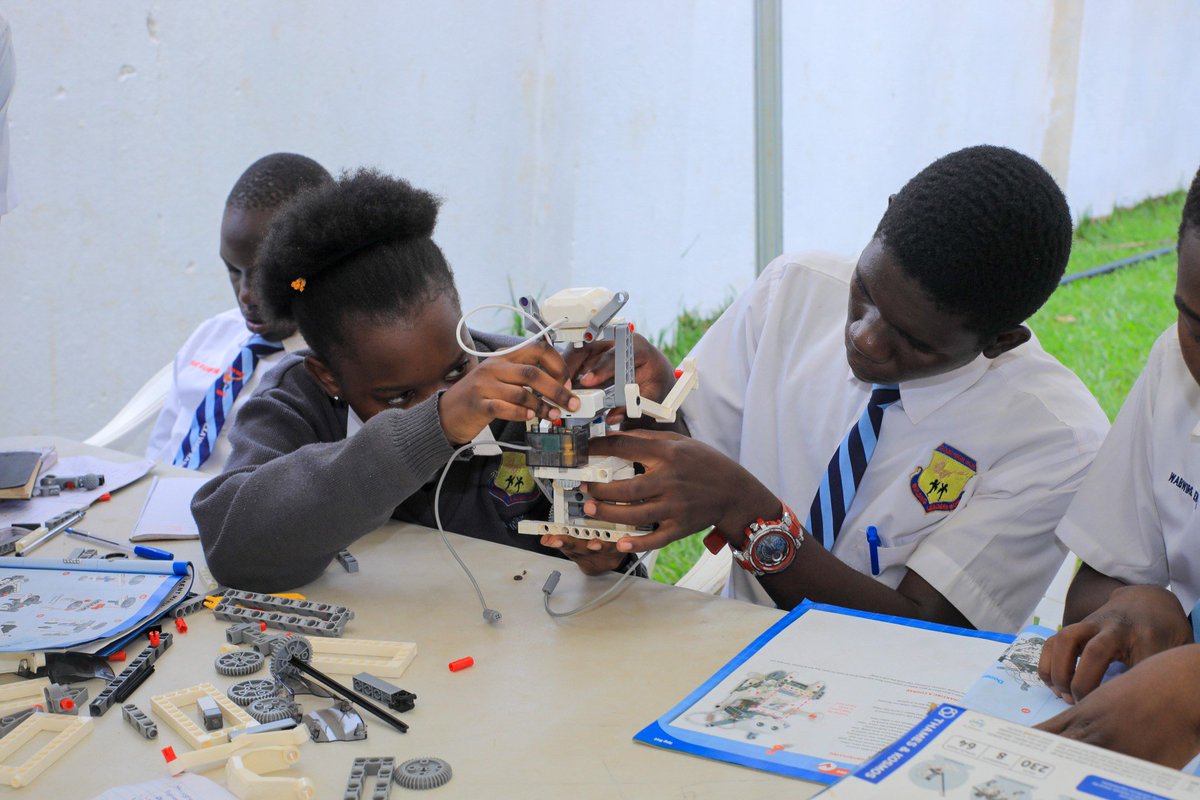 The Nile Explorer Bus 6.0 tweet media