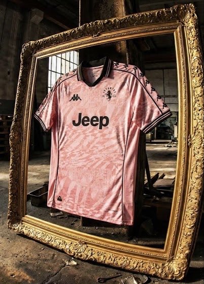 0x_Rafa's tweet photo. @sofascoredoleao Parace falsa. Gola feia. Olha a do Gama, muito melhor. Se eles fizessem algo parecido com a do Sport ficaria muito melhor. https://t.co/aWXjWYRMjU