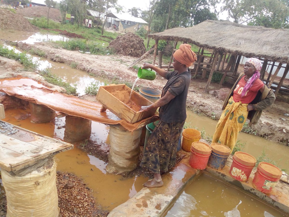 MarekaMalili's tweet photo. We partner with funders &amp; institutions who understand,in Africa’s resource economies,the “how” is more dangerous than the “what.”
Judgment matters more than activity. Execution matters more than visibility.
Learn more: https://t.co/3ZDFdXAAG4 
@AfriMalInsight 
#SautiYaRasilimali https://t.co/HEPwUVajOH