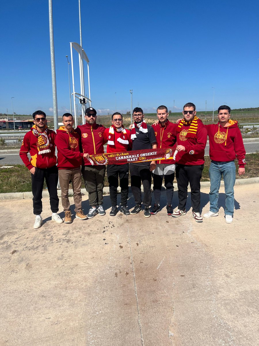 DAHA ŞAMPİYONLAR LİGİNİ ALACAĞIZ GALATASARAY! 

Galatasaray'ımızın Liverpool ile evimizde oynayacağı maçı desteklemek için yollardayız. 

#ultrAslanUNI #uAUNI18Mart