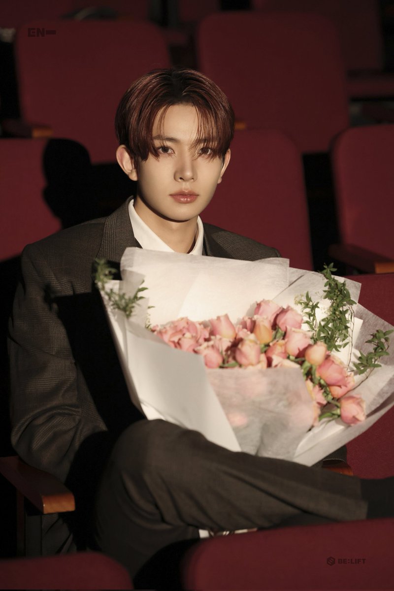 vaa🧚🏻‍♀️ ENHYPEN IS 7❗ tweet media