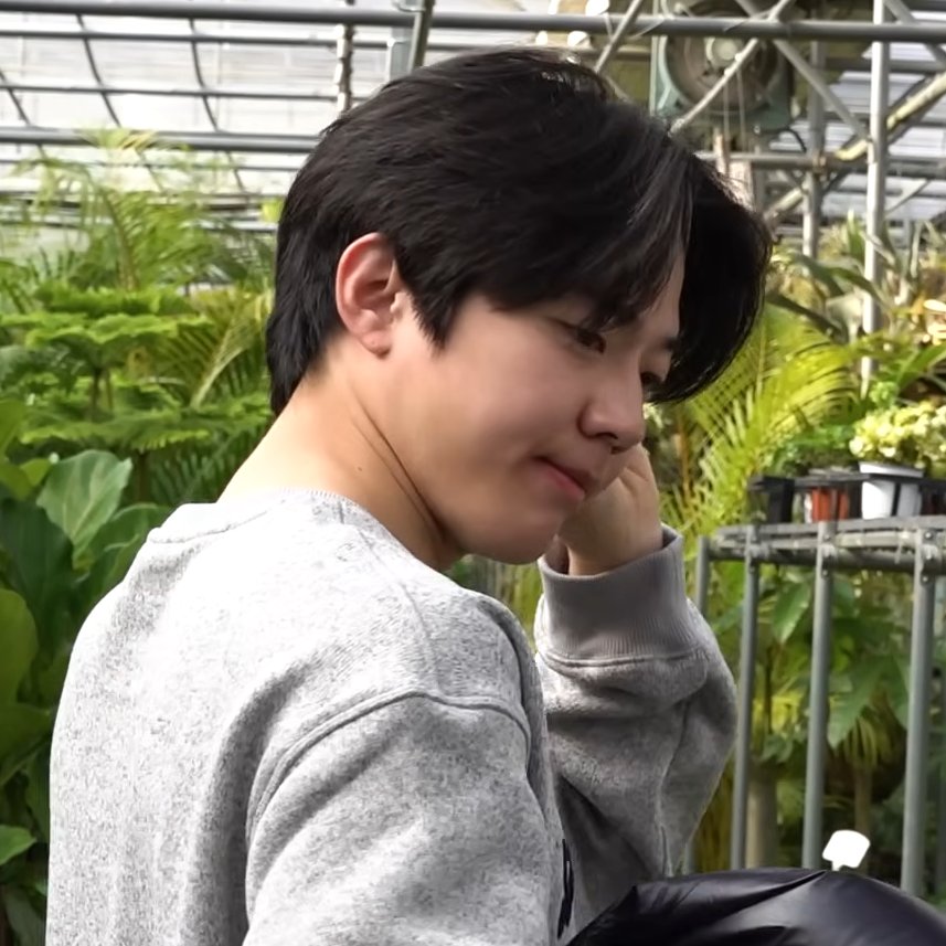 데깅이 tweet media