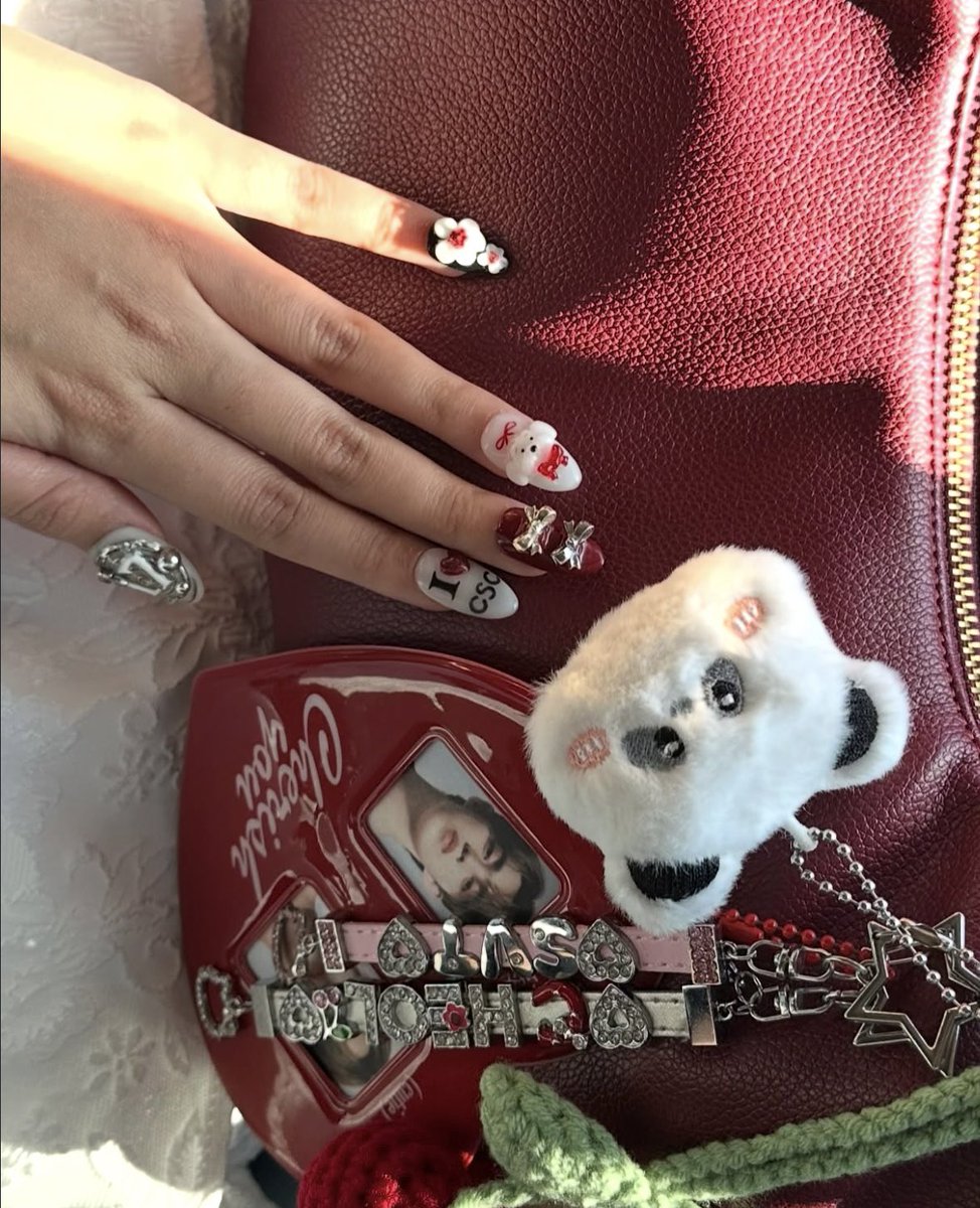 (ℬ)leum.side ⭒ tweet media