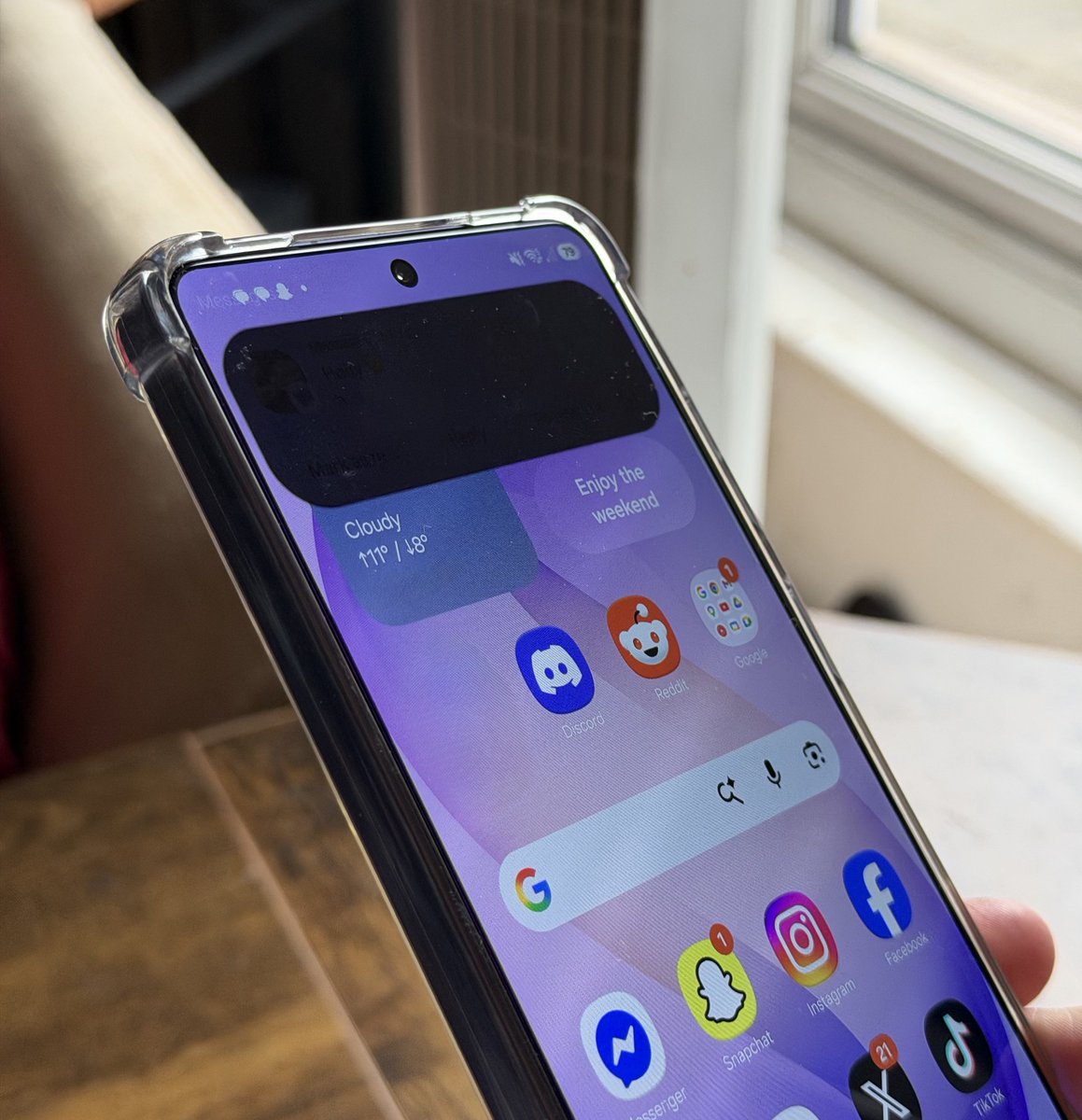 Holly - I like tech tweet media