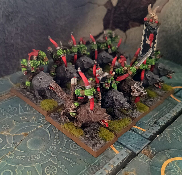 Ayer fue el turno de la #escaladaAhrenim, con unos pocos de esos pielesverdes que siempre están. O al menos hasta que llega el turno 2 y han sido volatilizados...#WarhammerFantasy 

leyendasenminiatura.com/2026/03/escala…