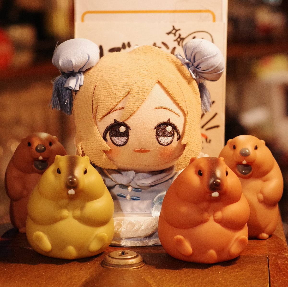 ひじかた tweet media