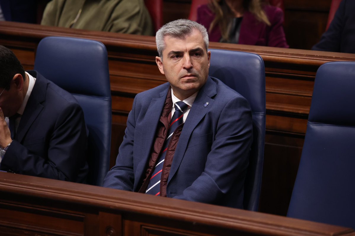 Parlamento Canarias tweet media