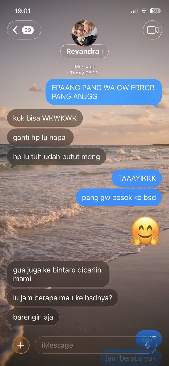 eitadelune's tweet photo. #ryul — few tweets au

epang dengan sahabat 7 tahunnya itu https://t.co/Cv0lX11zmO