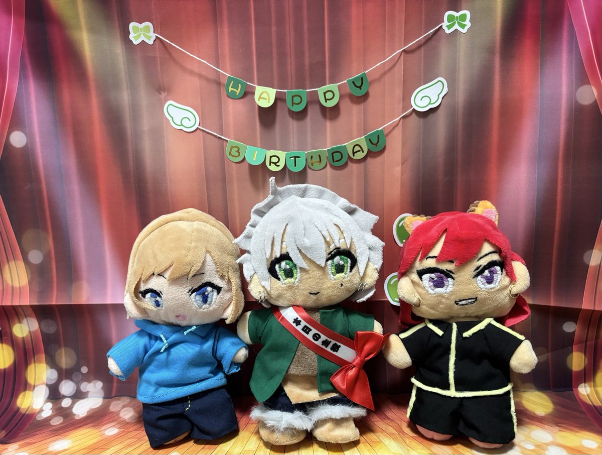 sao_sailormoon's tweet photo. 周さん爆誕おめでとう御座います🥳🎉💚
ということでようやくTSKさん3人我が家に揃いました🫶✨
ブーツ履いてるせいでリアルに周さんが大きくなっちゃった🤭

#TSKFA https://t.co/EgWMqICnbU