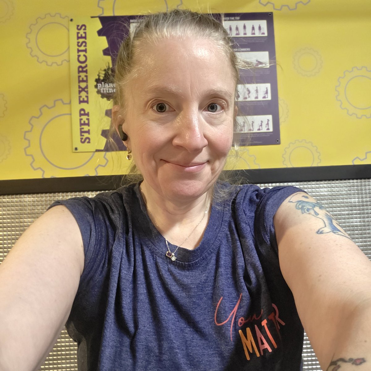 𝑯𝒐𝒕 𝑪𝒓𝒐𝒔𝒔 𝑩𝒖𝒏𝒔 of steel tweet media