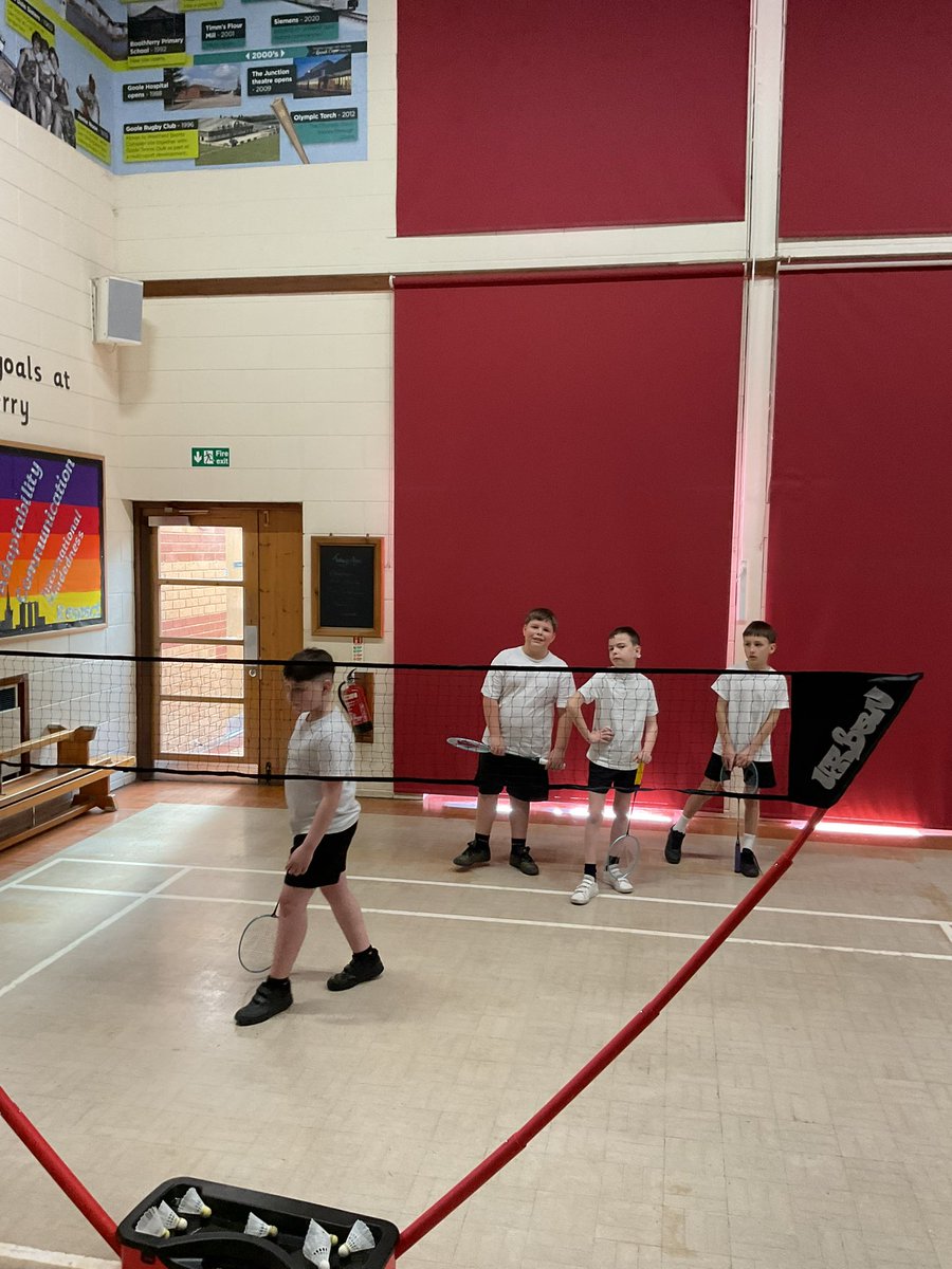 Miss Martinson tweet media