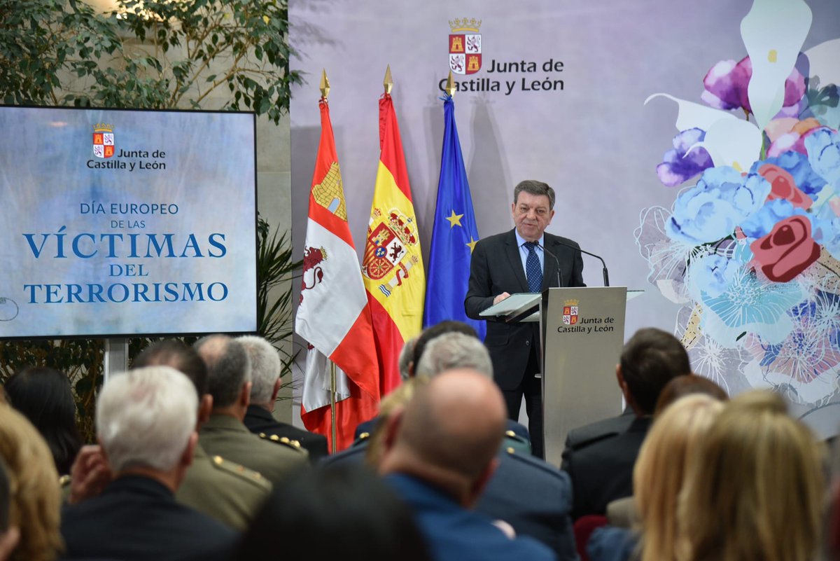 luismiggago's tweet photo. En el Día Europeo de las Víctimas del Terrorismo, en @jcyl recordamos a quienes sufrieron la barbarie y reafirmamos nuestro compromiso con la memoria y la justicia. También reconocemos los trabajos académicos realizados en centros de #CyL que contribuyen a conocer la verdad. https://t.co/zdQxjX56FG