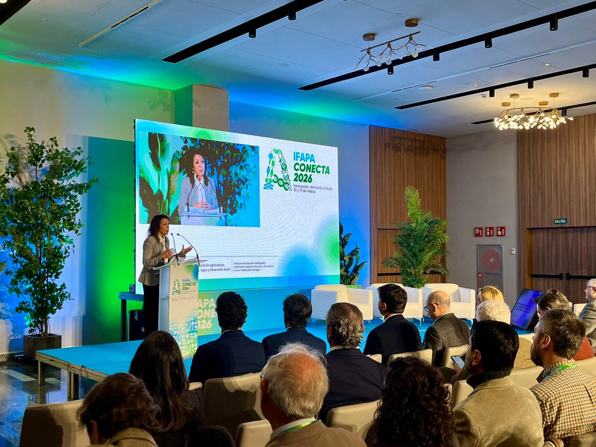 IfapaJunta's tweet photo. El I congreso científico-técnico #IFAPAconecta reúne en Sevilla a 400 profesionales para impulsar la #investigación agroalimentaria🔬

Este evento del #IFAPA pone en valor la #transferencia del conocimiento a los sectores agrario, pesquero y alimentario

🌐https://t.co/MVzEQJgTz6 https://t.co/BRo1PX84zF