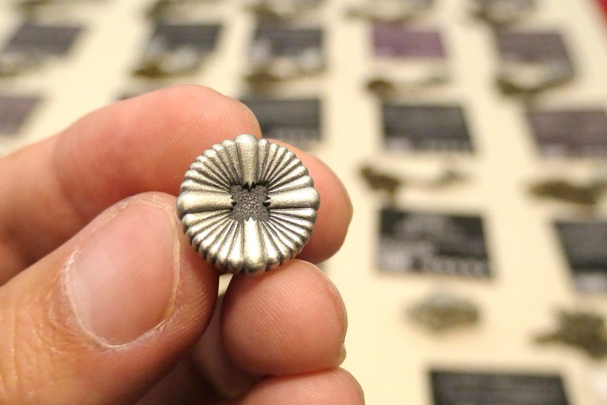 planevia tweet media