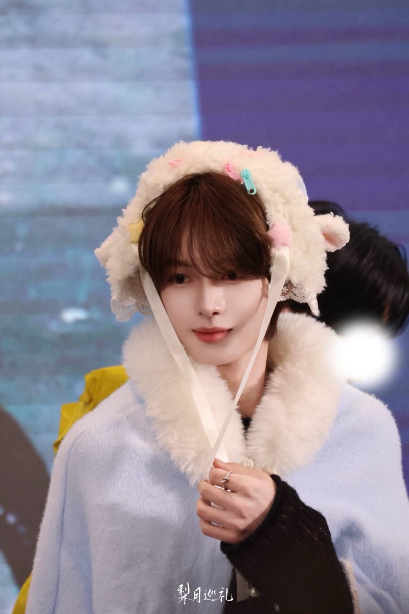 𝐁𝐚𝐞𝐁𝐚𝐞𝐁𝐞𝐚𝐫 tweet media