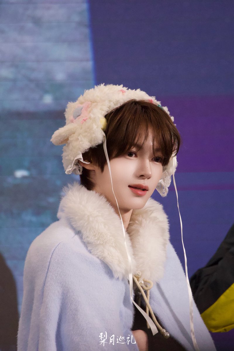 𝐁𝐚𝐞𝐁𝐚𝐞𝐁𝐞𝐚𝐫 tweet media