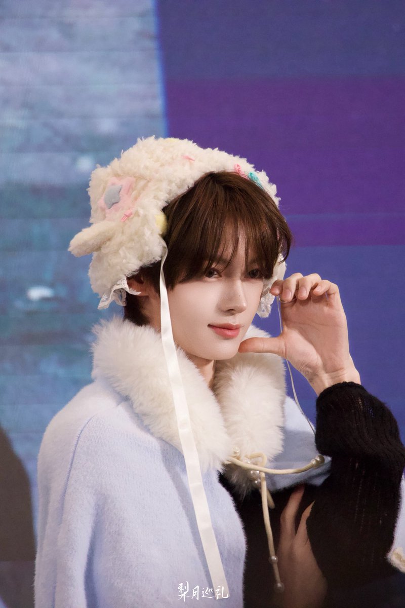 𝐁𝐚𝐞𝐁𝐚𝐞𝐁𝐞𝐚𝐫 tweet media