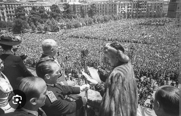 Así reaccionó España ante el Bloqueo por HAMBRE que nos aplicó Estados Unidos tras la segunda Guerra Mundial cuando decían falsamente que teníamos armas nucleares 👇🧐
La de Argentina de Perón nos dió de comer 💪
Azules y Rojos de toda la Hispanidad unidos por la DIGNIDAD ✅🎯