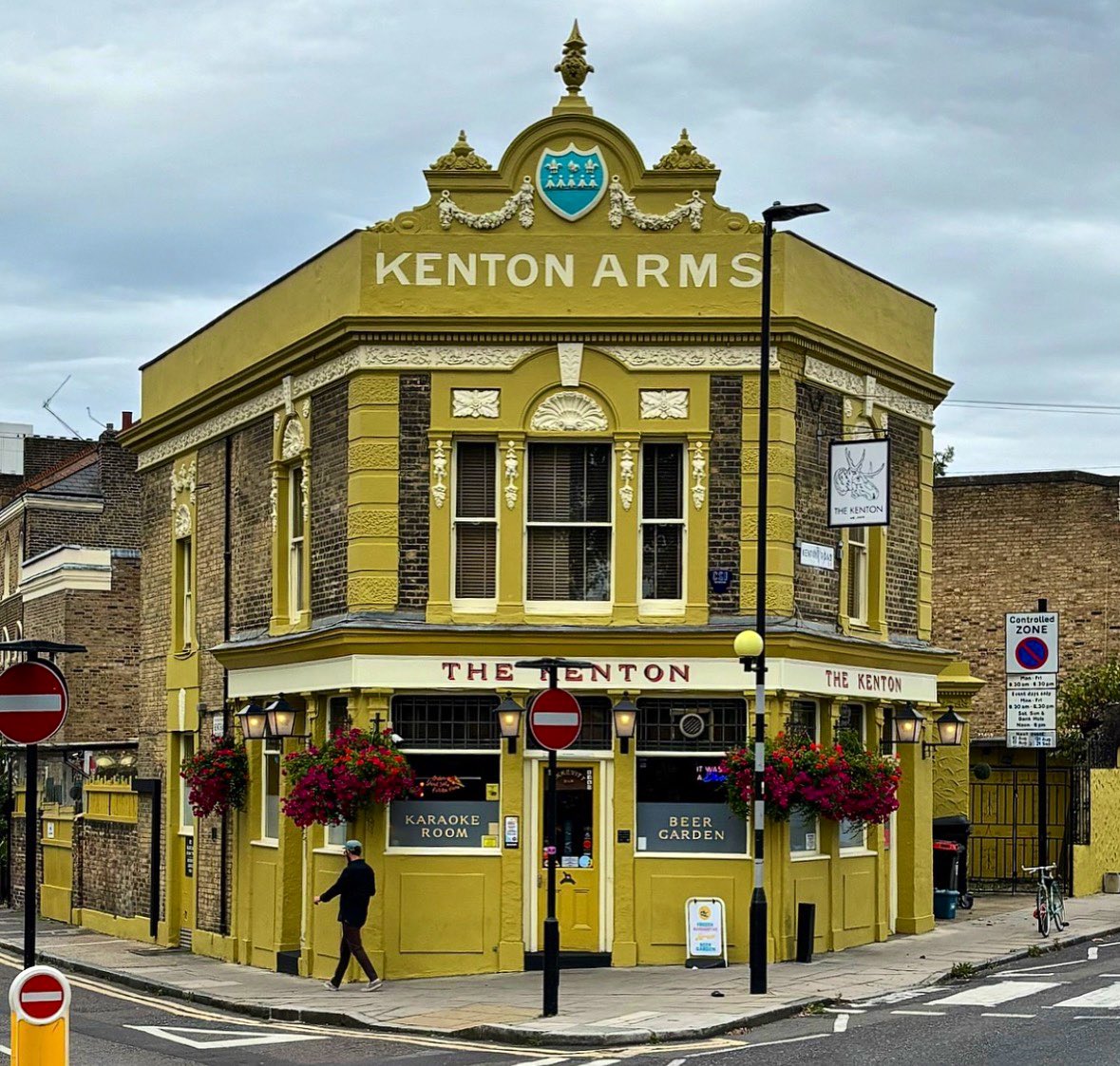 London Pub Map tweet media