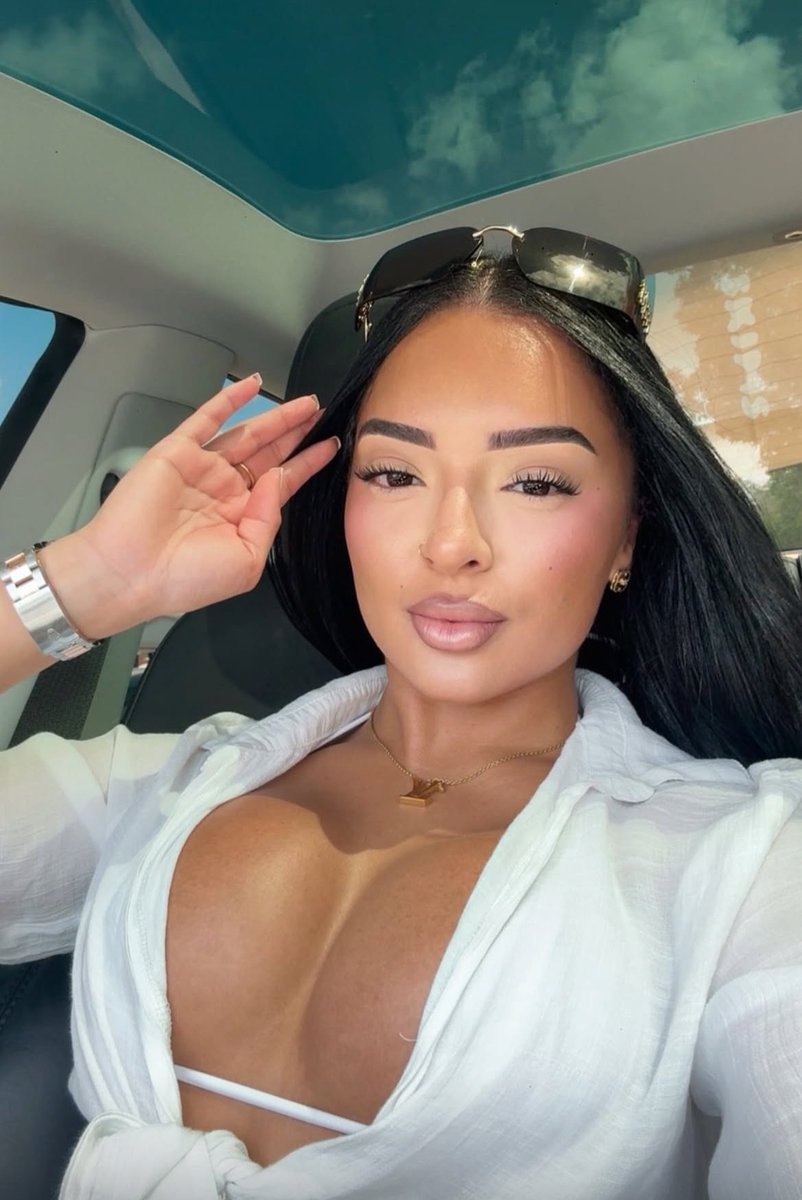 Dior 🤗 tweet media