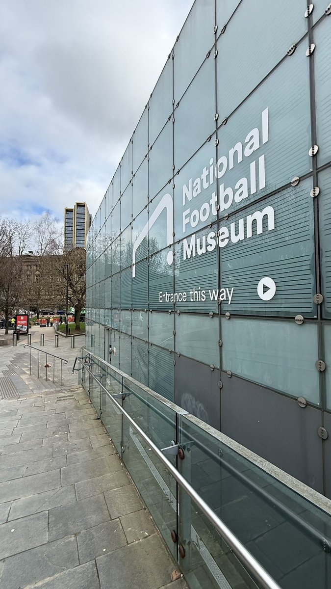 Jonathan Schofield tweet media