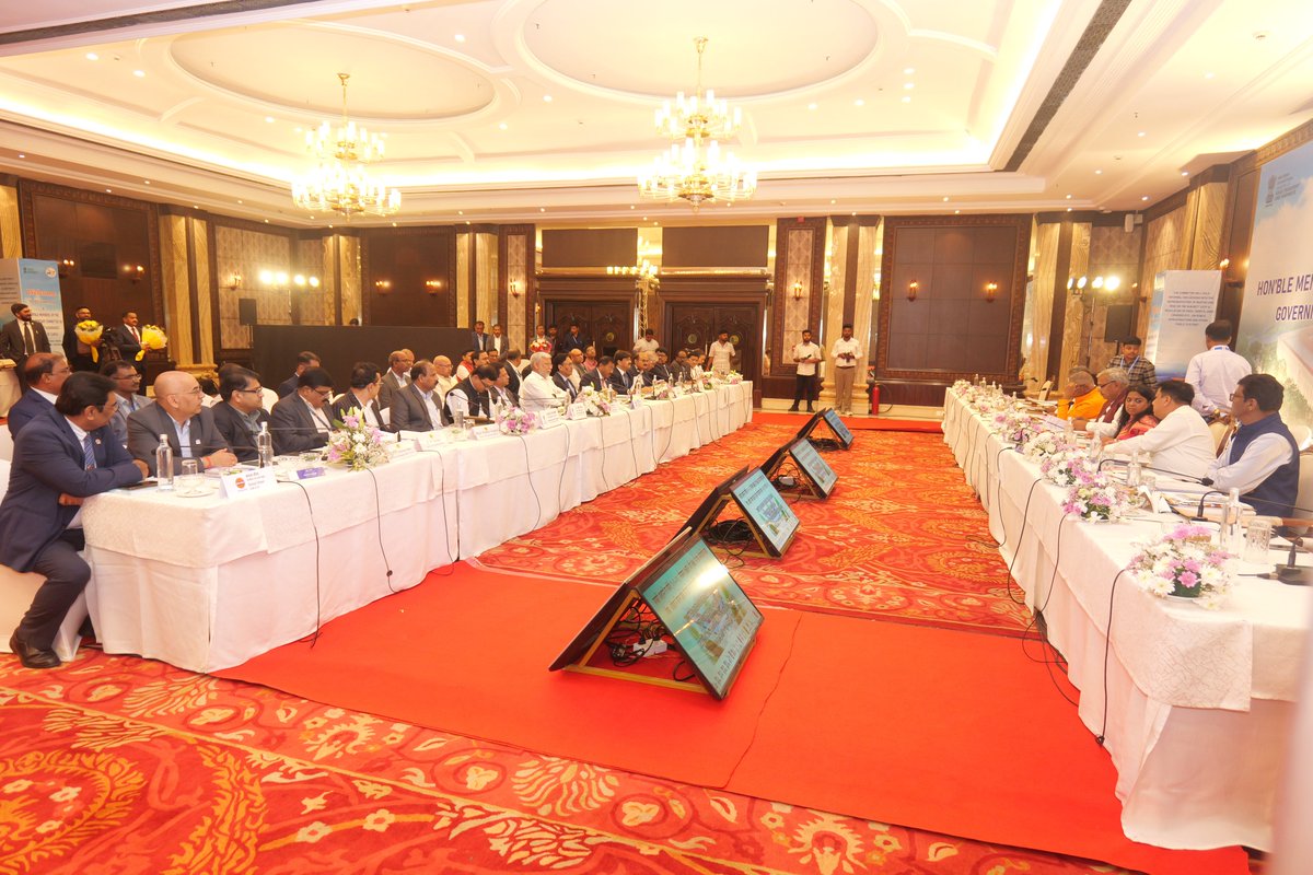 FASTCOMMBBSR's tweet image. Fast Communication Pvt. Ltd. successfully organised a Review Meeting for #IOCL at Mayfair, Bhubaneswar. The meeting was graced by the presence of Hon’ble Members of the Parliamentary Committee, making it a significant platform for discussion and review.
 #events #Eventmanagement