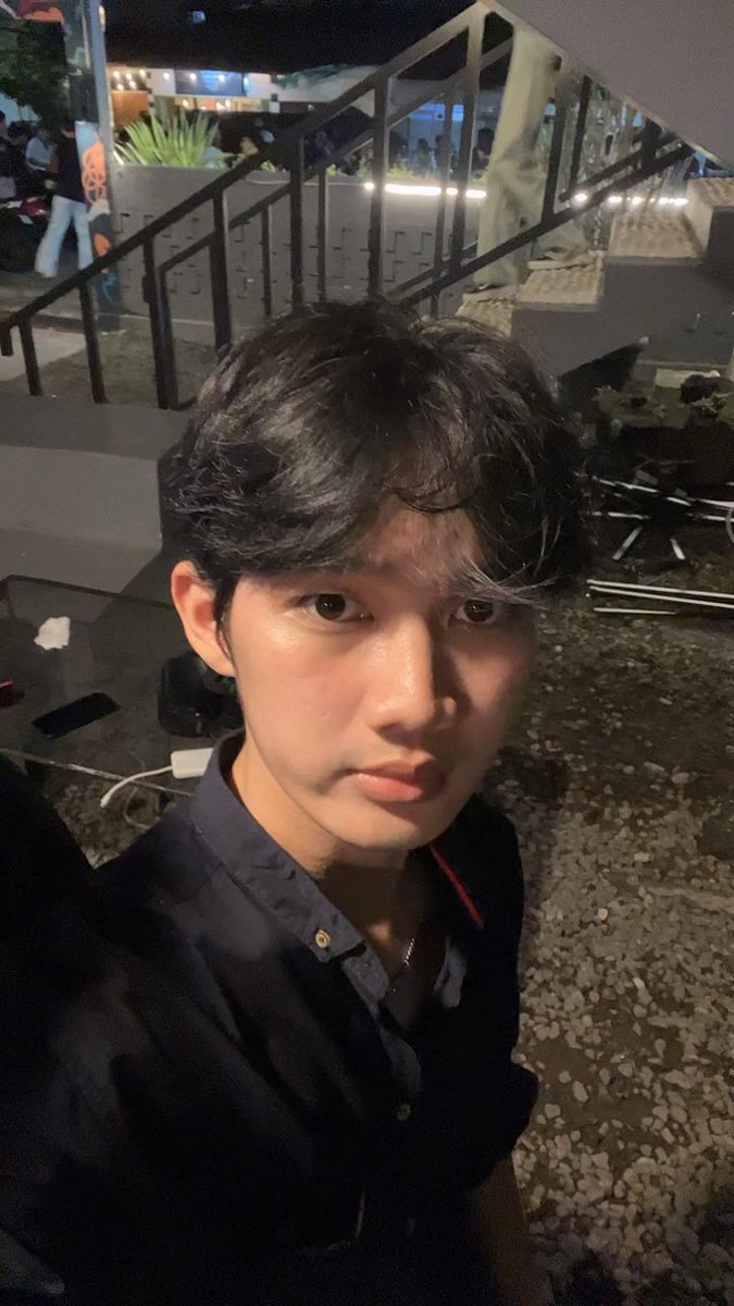 ✮αη✩ tweet media