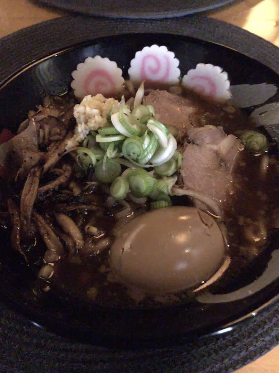 qwertz 🌸 tweet media