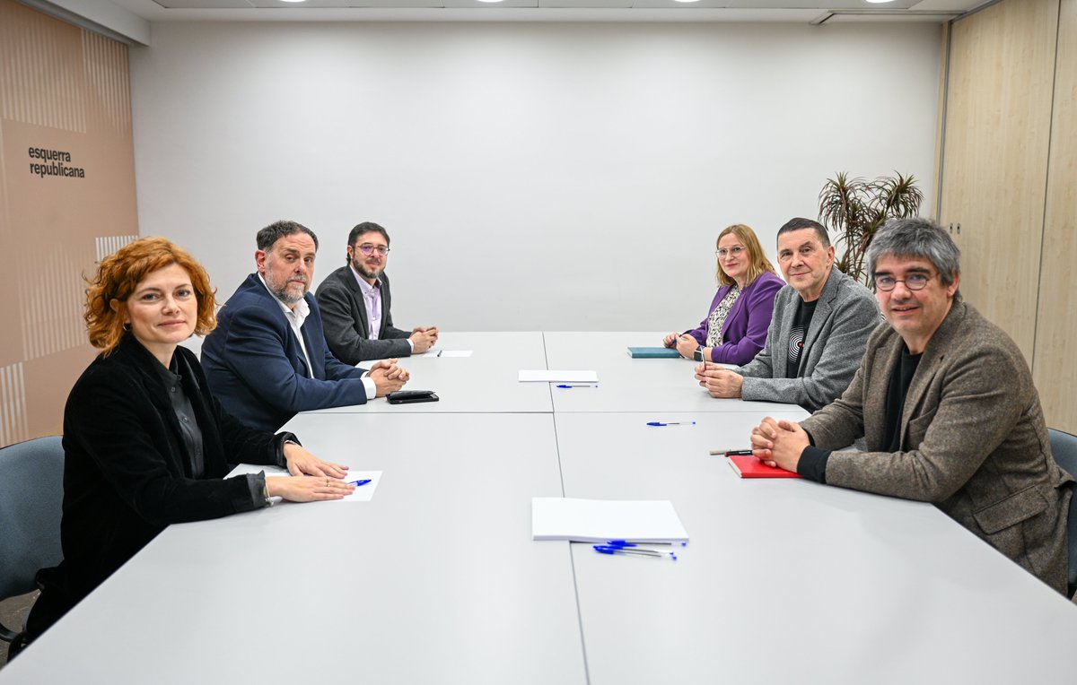 EH Bildu tweet media