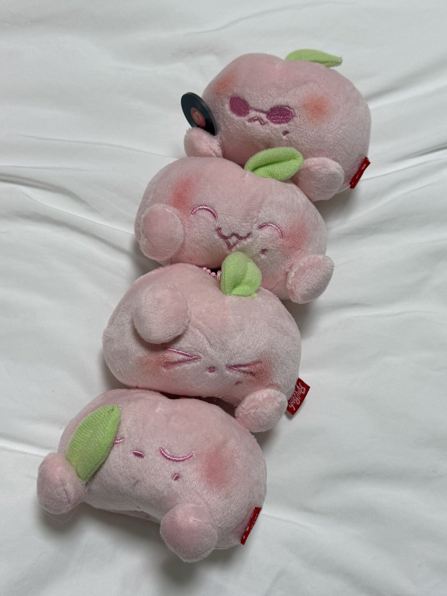 𝖼𝗋𝖾𝗆𝖾 tweet media