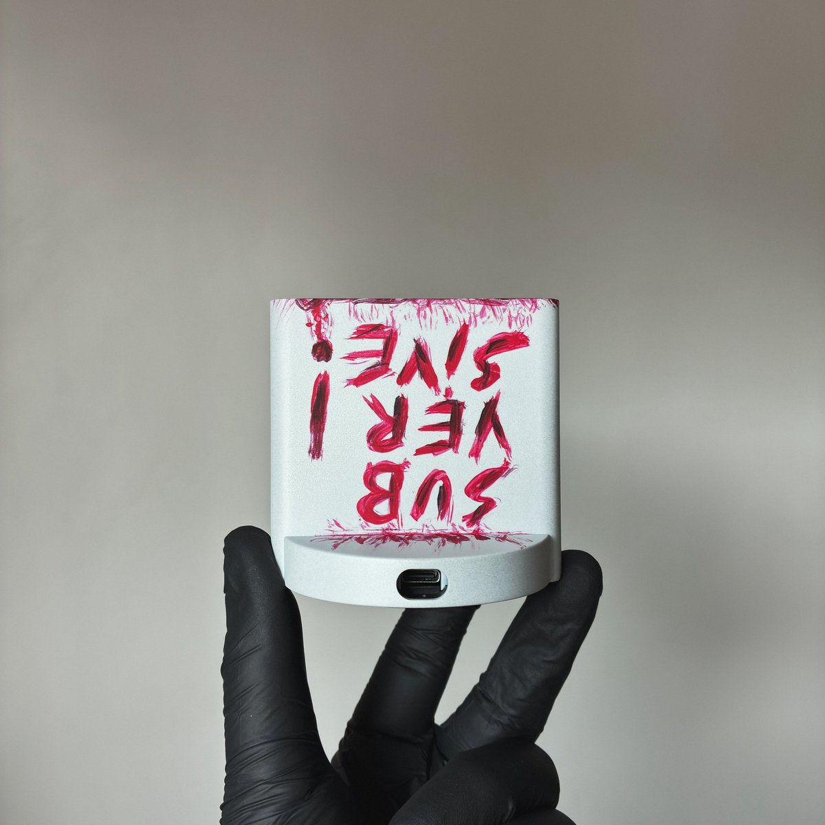 Customice tweet media