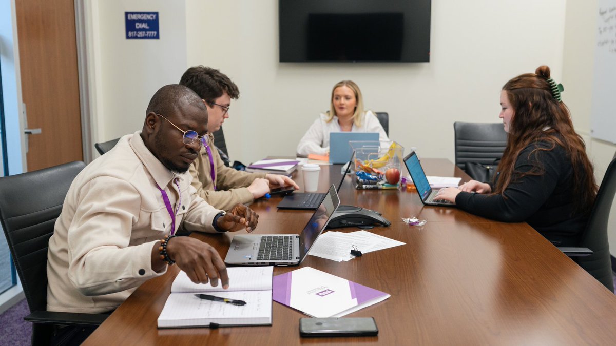 Operation Smile tweet media