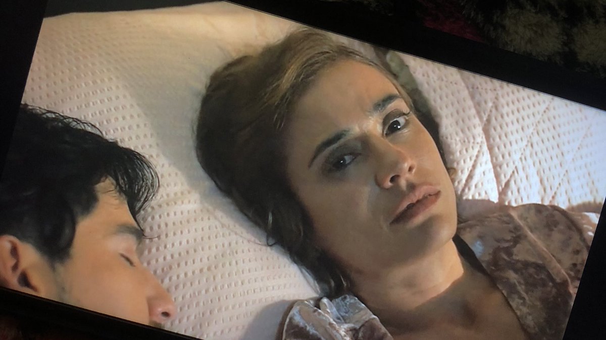 una muerte justa?
Zulema Zahir cayó de pie
Tokyo disparó hasta el último segundo
Eleven dió la vida por sus amigos
 
Yeimy Montoya ¿su final? Un mosquito, un último suspiro en la cama y sin más 🤌🏻
SIN YEIMY NO HAY FLOW
CAROCALI REINA NUESTRA
#LaReinadelFlow3