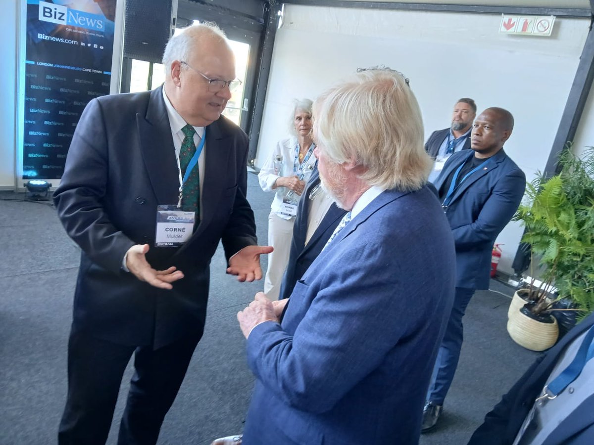 VRYHEIDSFRONT PLUS tweet media