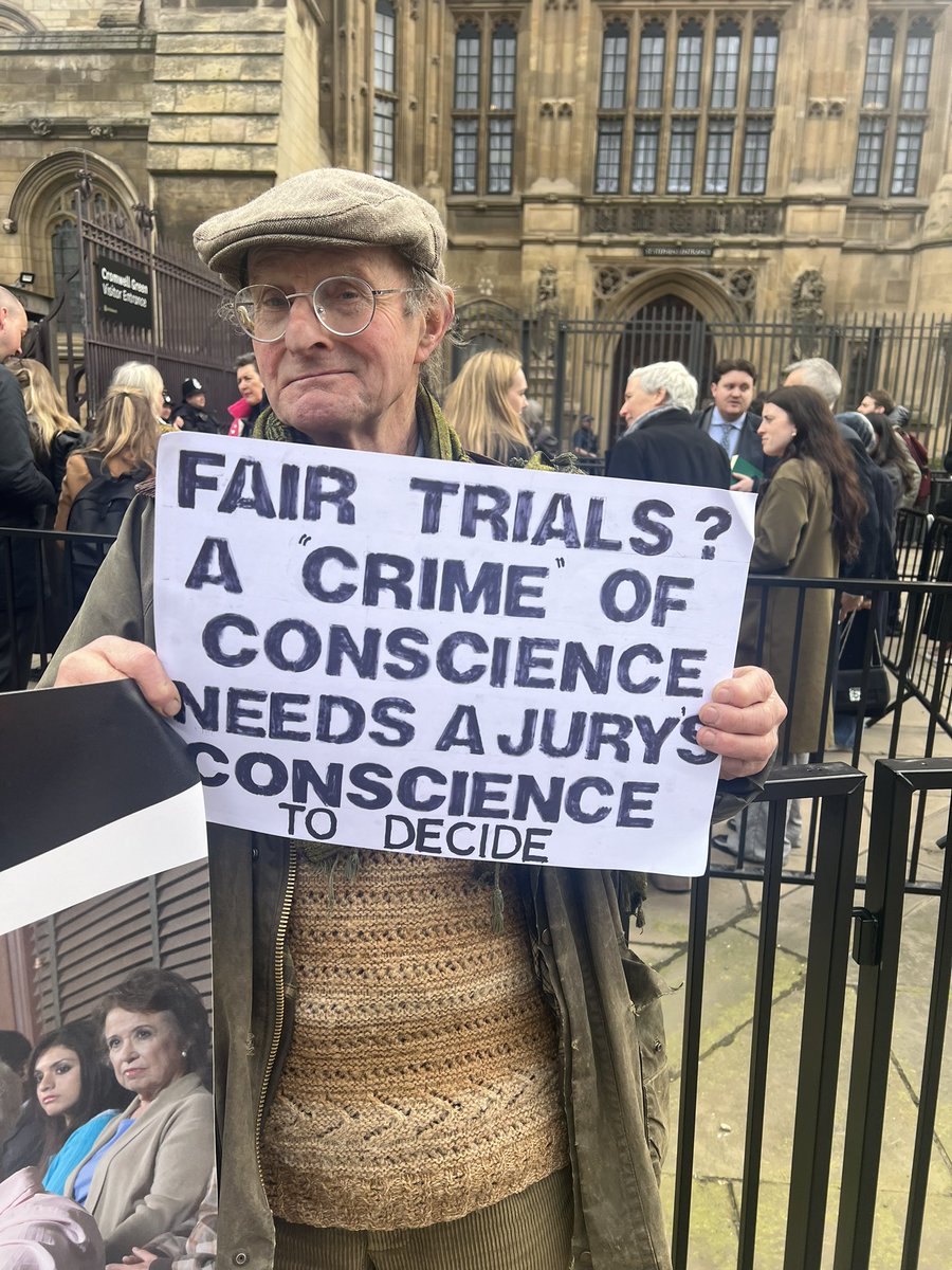 fufuisonme's tweet photo. Outside Parliament protesting the Courts and Tribunal Bill 2026, which seeks to strip away the right to jury trials in most cases and replace them with judge-only trials.

62% of senior judges went to private school and 86.1% of judges are white. https://t.co/FDlD2t629q