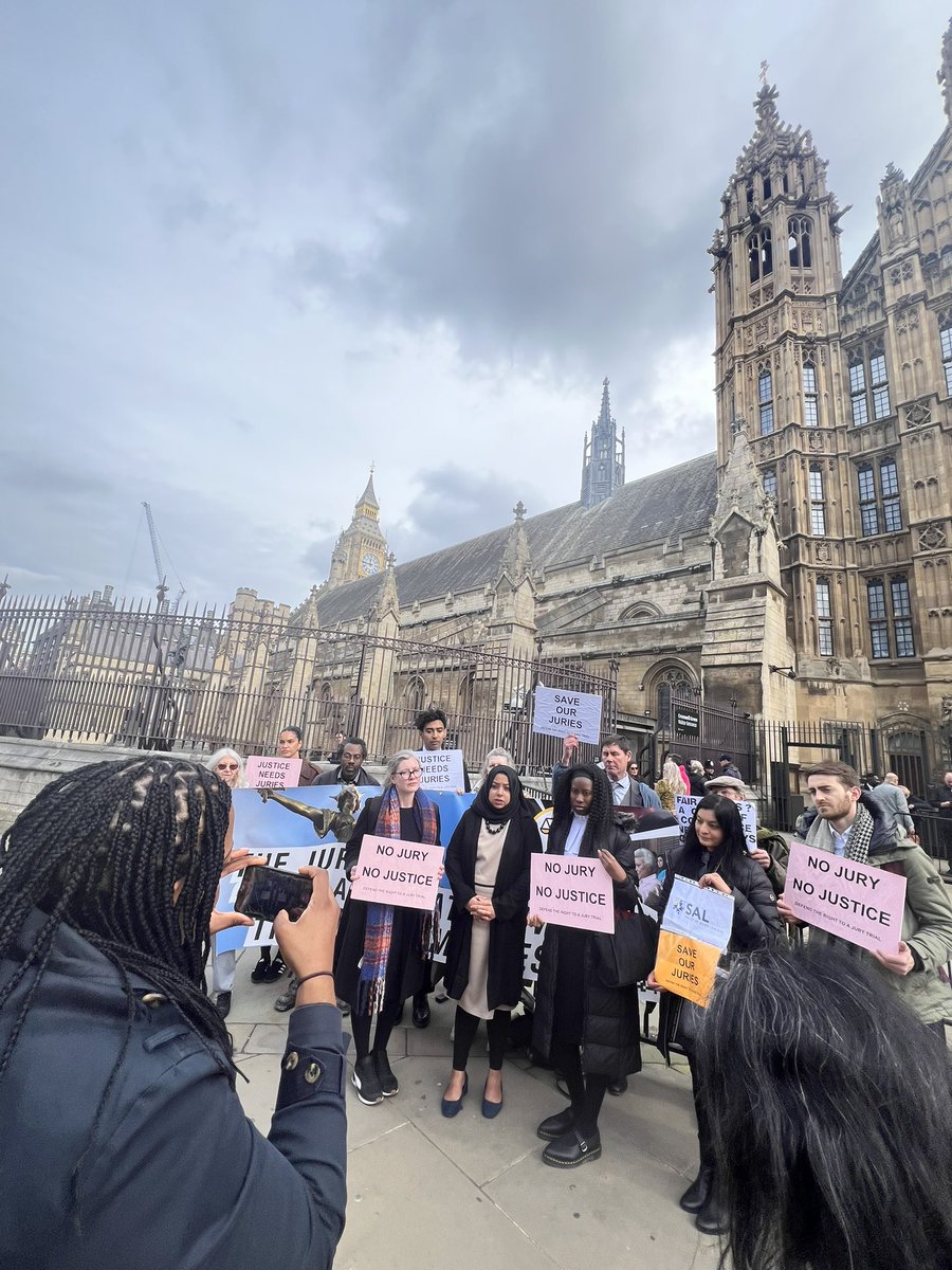 fufuisonme's tweet photo. Outside Parliament protesting the Courts and Tribunal Bill 2026, which seeks to strip away the right to jury trials in most cases and replace them with judge-only trials.

62% of senior judges went to private school and 86.1% of judges are white. https://t.co/FDlD2t629q
